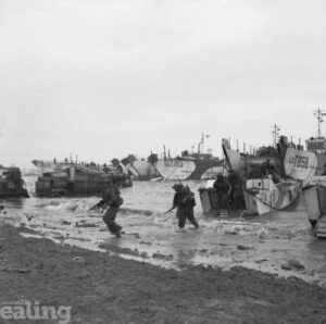Soldiers and ships on the beaches at the Normandy landings