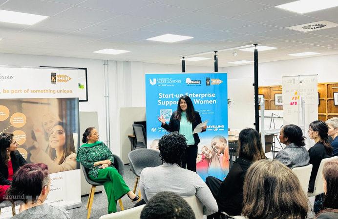 Cllr Nagpal talking to women in the programme