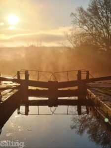 sunrise at Hanwell Locks